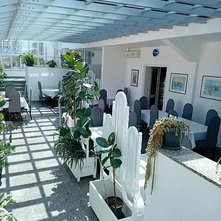 Biser Hotel Pag Town