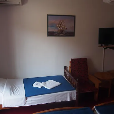 Hotel Biser Pag Town