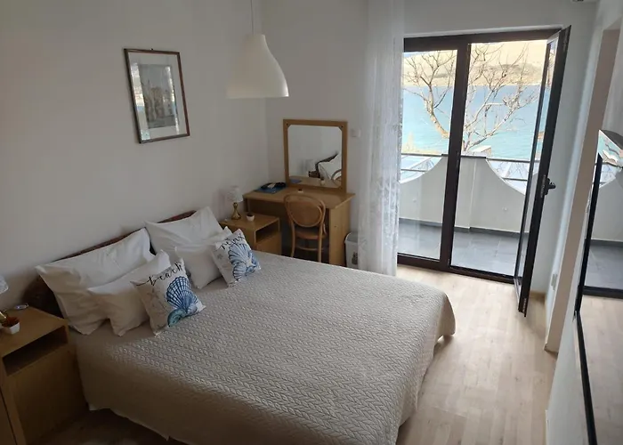 Hotell Biser 3*