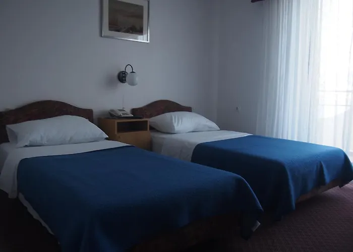 Biser Hotell