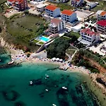 Biser Hotel 3*