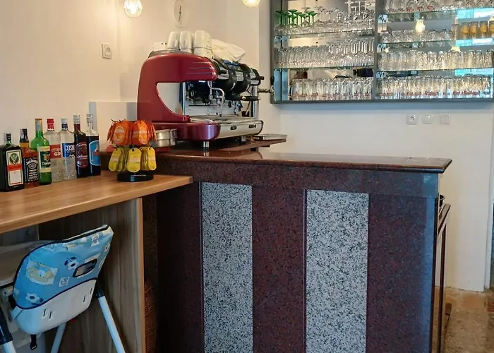 Hotell Biser Pag Town