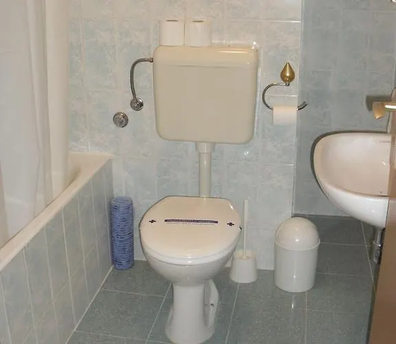 Hotell Biser Pag Town