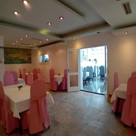 Biser Hotel