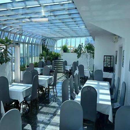 Hotel Biser 3*