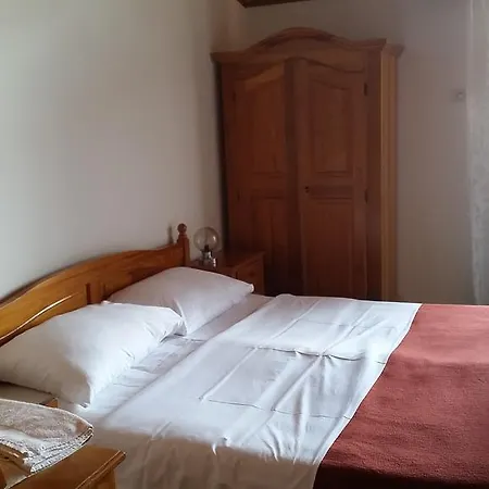 Biser 3* Pag Town