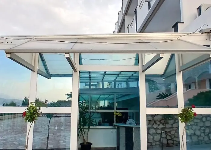 Biser Hotel Pag Town